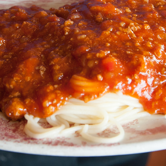 Louis spaghetti and meat sauce